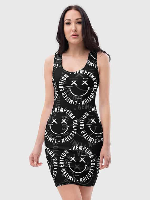 Fitted Dress Fake Smile Club - Black