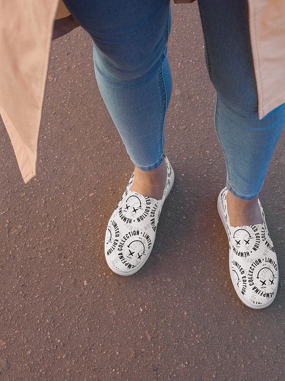 Canvas Slip-Ons Fake Smile Club – White